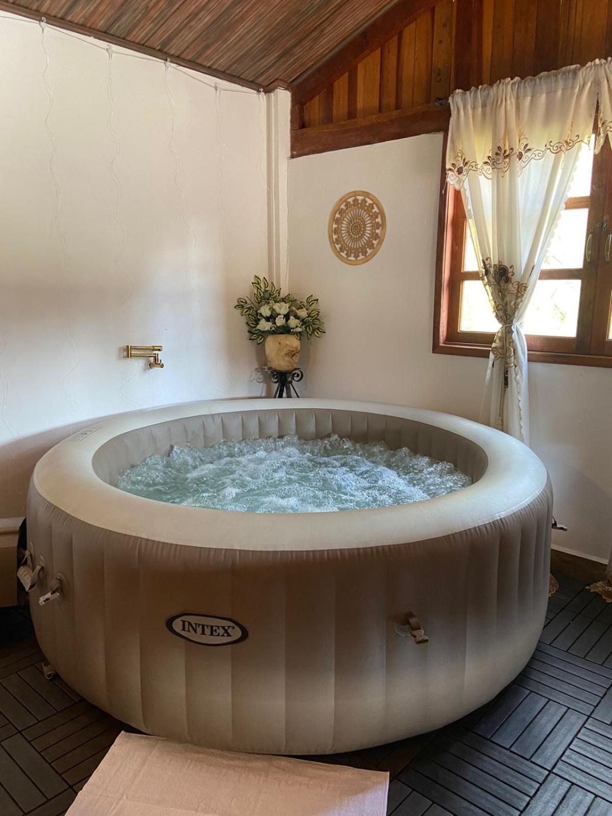 Com Jacuzzi Em Guararema